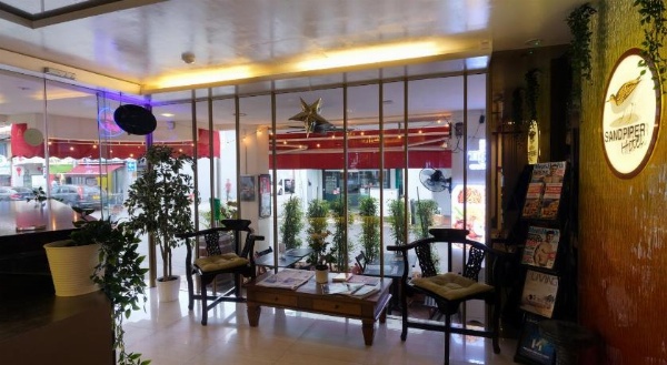 Sandpiper Hotel image 21