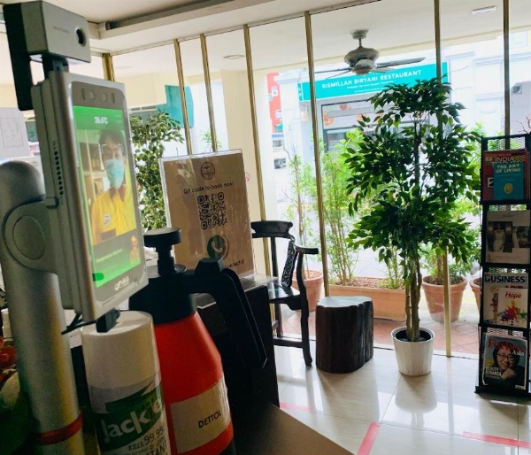 Sandpiper Hotel image 24